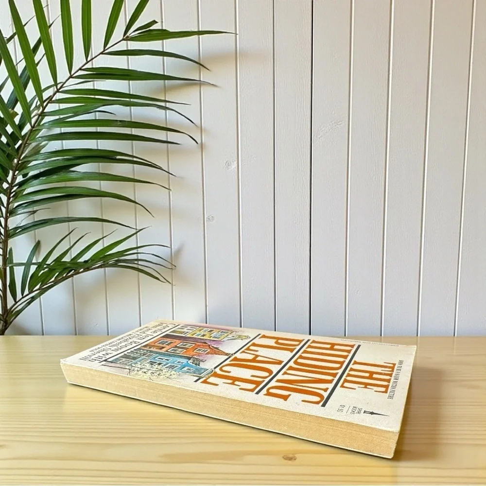 The Hiding Place – Corrie ten Boom | Vintage Paperback (1971)